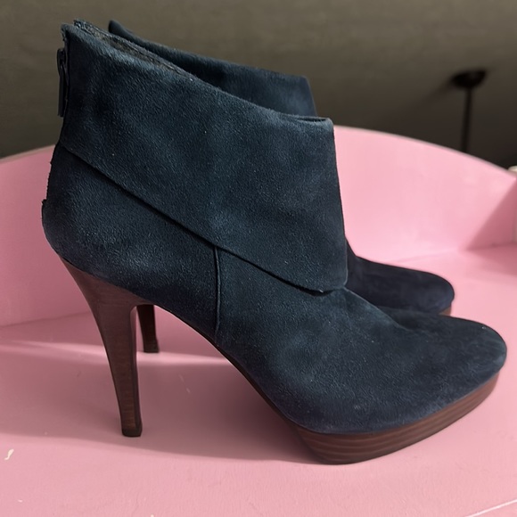Steve Madden Blue Booties - Picture 7 of 7